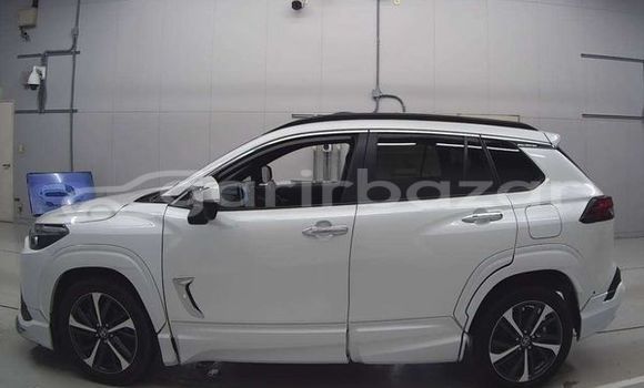 Buy Used 2022 Toyota corolla cross z in Dhaka, Dhaka Buy Used 2022 Toyota corolla cross z in Dhaka, Dhaka