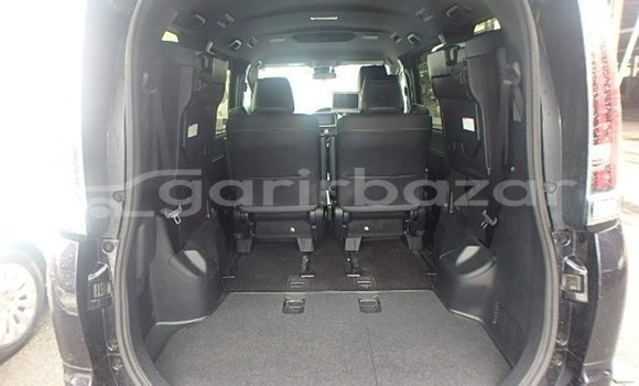Buy Used 2019 Toyota esquire gi in Dhaka, Dhaka Buy Used 2019 Toyota esquire gi in Dhaka, Dhaka