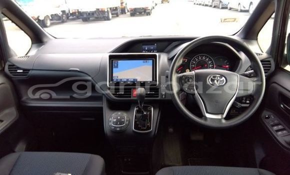 Buy Used 2019 Toyota noah x in Dhaka, Dhaka Buy Used 2019 Toyota noah x in Dhaka, Dhaka