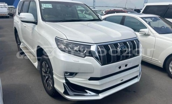 Buy Used 2022 Toyota land cruiser-prado in Dhaka, Dhaka Buy Used 2022 Toyota land cruiser-prado in Dhaka, Dhaka