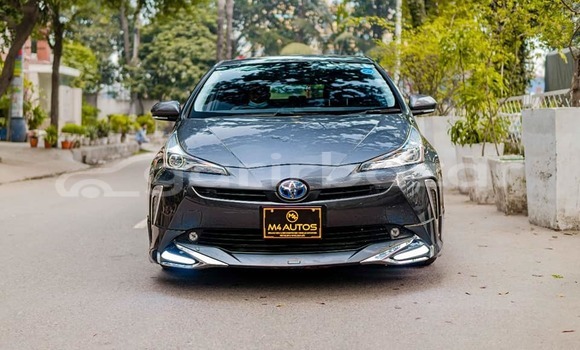 Buy Used 2021 Toyota prius in Dhaka, Dhaka Buy Used 2021 Toyota prius in Dhaka, Dhaka