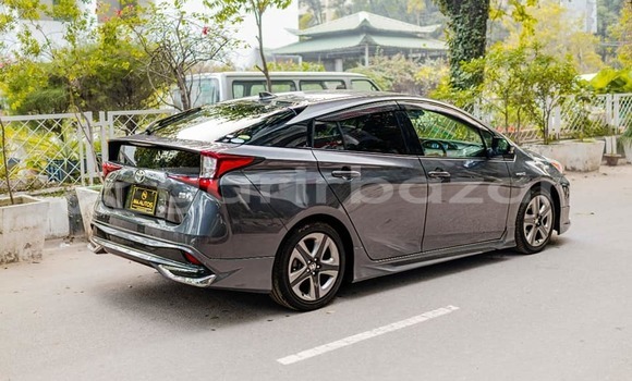 Buy Used 2021 Toyota prius in Dhaka, Dhaka Buy Used 2021 Toyota prius in Dhaka, Dhaka