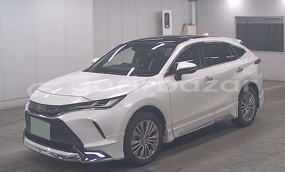 Buy Used 2020 Toyota Harrier in Bandarban, Bandarban Buy Used 2020 Toyota Harrier in Bandarban, Bandarban