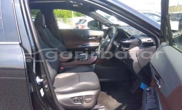 Buy Used 2020 Toyota Harrier in Dhaka, Dhaka Buy Used 2020 Toyota Harrier in Dhaka, Dhaka