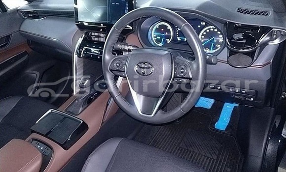 Buy Used 2020 Toyota Harrier in Dhaka, Dhaka Buy Used 2020 Toyota Harrier in Dhaka, Dhaka