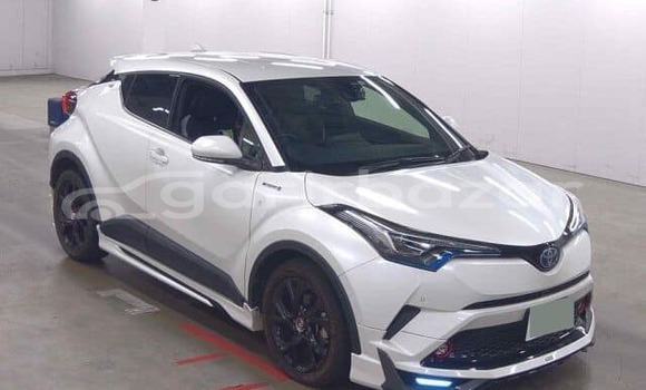 Buy Used 2020 Toyota C-HR in Dhaka, Dhaka Buy Used 2020 Toyota C-HR in Dhaka, Dhaka