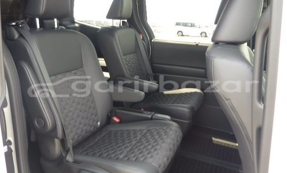 Buy Used 2020 Toyota Voxy in Dhaka, Dhaka Buy Used 2020 Toyota Voxy in Dhaka, Dhaka