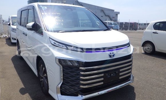 Buy Used 2020 Toyota Voxy in Dhaka, Dhaka Buy Used 2020 Toyota Voxy in Dhaka, Dhaka