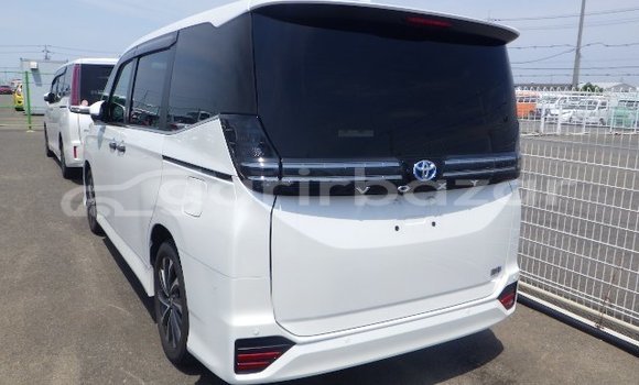 Buy Used 2020 Toyota Voxy in Dhaka, Dhaka Buy Used 2020 Toyota Voxy in Dhaka, Dhaka