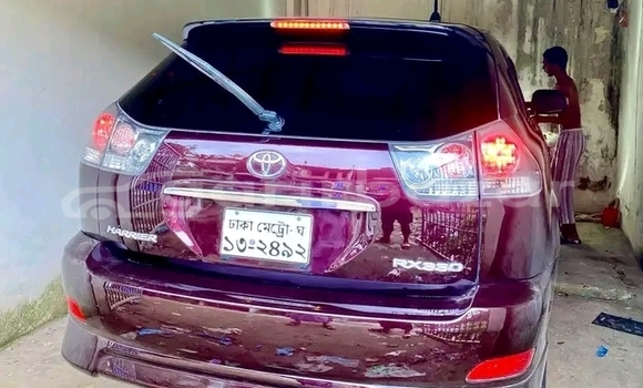 Buy Used Toyota Harrier in Bagerhat, Khulna Buy Used Toyota Harrier in Bagerhat, Khulna