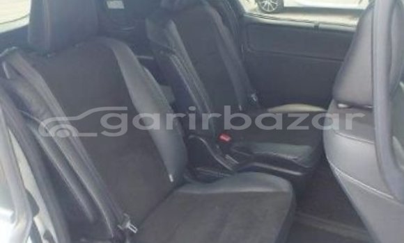 Buy Used 2019 Toyota Noha si in Dhaka, Dhaka Buy Used 2019 Toyota Noha si in Dhaka, Dhaka