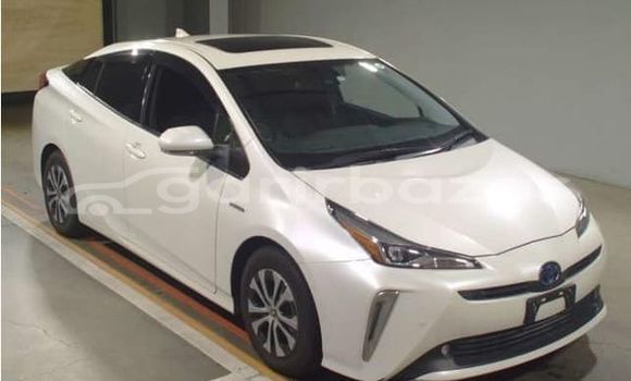Buy Used 2019 Toyota prius in Dhaka, Dhaka Buy Used 2019 Toyota prius in Dhaka, Dhaka
