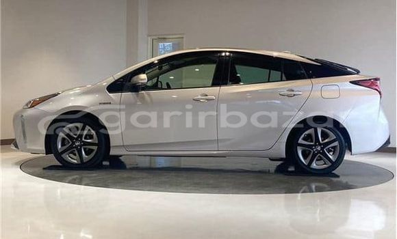 Buy Used 2019 Toyota Prius in Dhaka, Dhaka Buy Used 2019 Toyota Prius in Dhaka, Dhaka