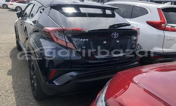 Buy Used 2019 Toyota CHR in Dhaka, Dhaka Buy Used 2019 Toyota CHR in Dhaka, Dhaka