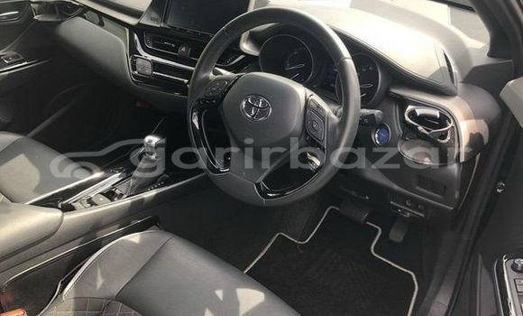 Buy Used 2019 Toyota CHR in Dhaka, Dhaka Buy Used 2019 Toyota CHR in Dhaka, Dhaka