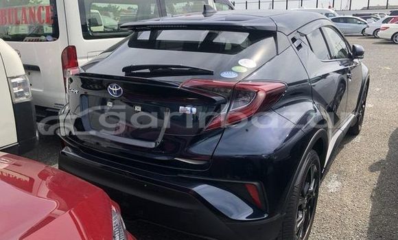 Buy Used 2019 Toyota CHR in Dhaka, Dhaka Buy Used 2019 Toyota CHR in Dhaka, Dhaka