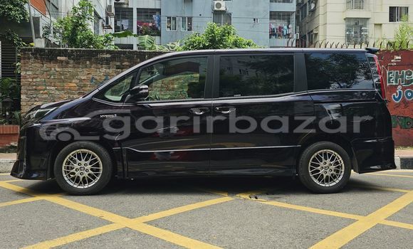 কেনা আমদানি Toyota noah si Wine গাড়ী মধ্যে ঢাকা মধ্যে Dhaka