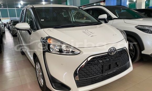 Buy Used 2017 Toyota sienta in Adamighi, Bogora Buy Used 2017 Toyota sienta in Adamighi, Bogora