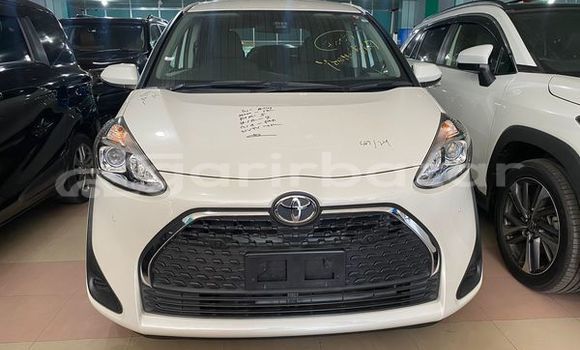 Buy Used 2017 Toyota sienta in Adamighi, Bogora Buy Used 2017 Toyota sienta in Adamighi, Bogora