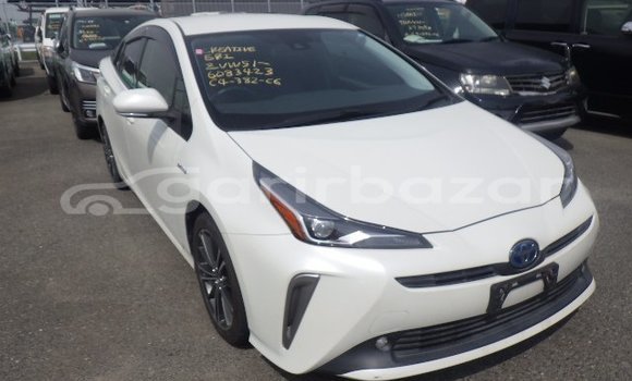 Buy Used 2021 Toyota prius in Dhaka, Dhaka Buy Used 2021 Toyota prius in Dhaka, Dhaka