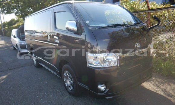 Buy Used 2021 Toyota Hiace in Bagerhat, Khulna Buy Used 2021 Toyota Hiace in Bagerhat, Khulna