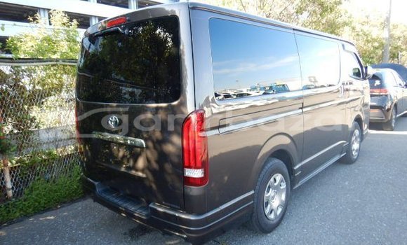 Buy Used 2021 Toyota Hiace in Bagerhat, Khulna Buy Used 2021 Toyota Hiace in Bagerhat, Khulna