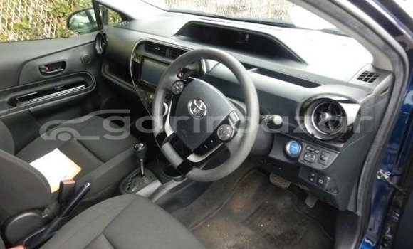 Buy Used 2021 Toyota Aqua in Bagerhat, Khulna Buy Used 2021 Toyota Aqua in Bagerhat, Khulna
