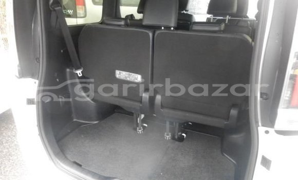 Buy Used 2022 Toyota Esquire in Dhaka, Dhaka Buy Used 2022 Toyota Esquire in Dhaka, Dhaka