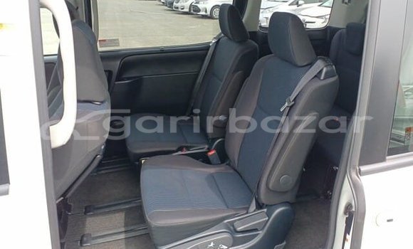 কেনা ব্যবহৃত Toyota Noah White গাড়ী মধ্যে আদমদিঘী মধ্যে Bogora কেনা ব্যবহৃত Toyota Noah White গাড়ী মধ্যে আদমদিঘী মধ্যে Bogora