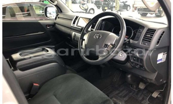Buy Used 2021 Toyota Hiace in Alamdanga, Chuadanga Buy Used 2021 Toyota Hiace in Alamdanga, Chuadanga