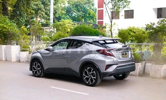 Buy Used Toyota CHR in Bogora, Bogora Buy Used Toyota CHR in Bogora, Bogora