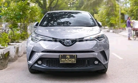 Buy Used Toyota CHR in Bogora, Bogora Buy Used Toyota CHR in Bogora, Bogora