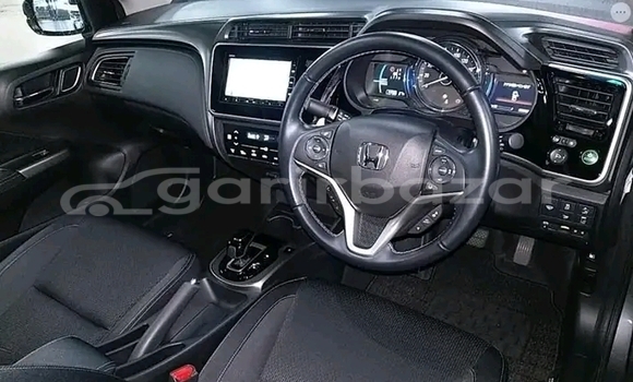 Buy Used Honda Grace in Bandarban, Bandarban Buy Used Honda Grace in Bandarban, Bandarban