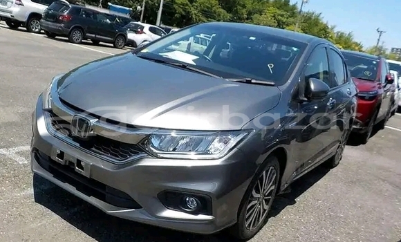 Buy Used Honda Grace in Bandarban, Bandarban Buy Used Honda Grace in Bandarban, Bandarban