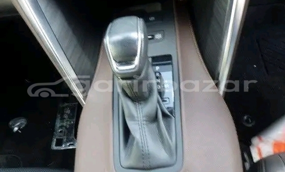 Buy Used Toyota Harrier in Boalkhali, Chattagam Buy Used Toyota Harrier in Boalkhali, Chattagam