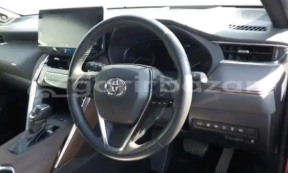 Buy Used Toyota Harrier in Boalkhali, Chattagam Buy Used Toyota Harrier in Boalkhali, Chattagam