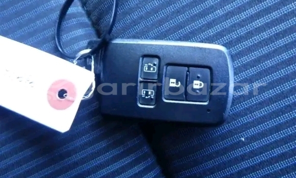 Buy Used Toyota Voxy in Bagerhat, Khulna Buy Used Toyota Voxy in Bagerhat, Khulna