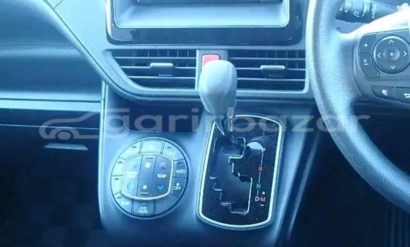 Buy Used Toyota Noah in Bagerhat, Khulna Buy Used Toyota Noah in Bagerhat, Khulna