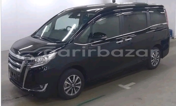 Buy Used Toyota Esquire in Bhaluka, Maimansingh Buy Used Toyota Esquire in Bhaluka, Maimansingh