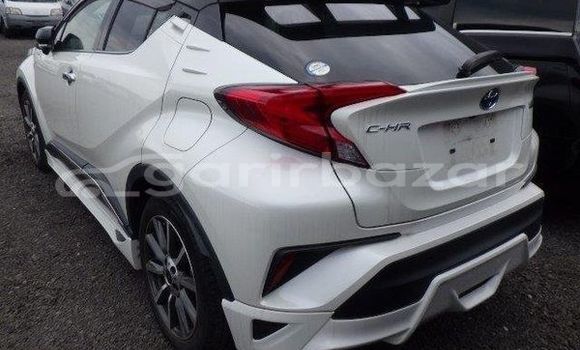 Buy Used 2019 Toyota CHR in Dhaka, Dhaka Buy Used 2019 Toyota CHR in Dhaka, Dhaka