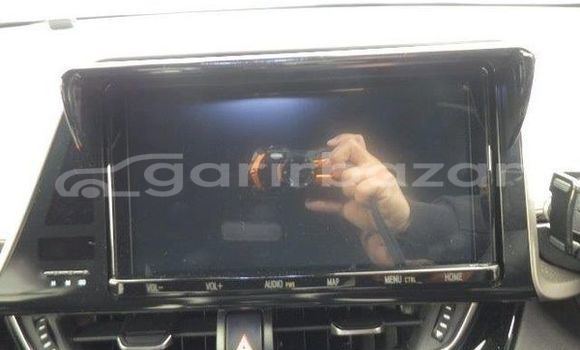 Buy Used 2019 Toyota CHR in Dhaka, Dhaka Buy Used 2019 Toyota CHR in Dhaka, Dhaka