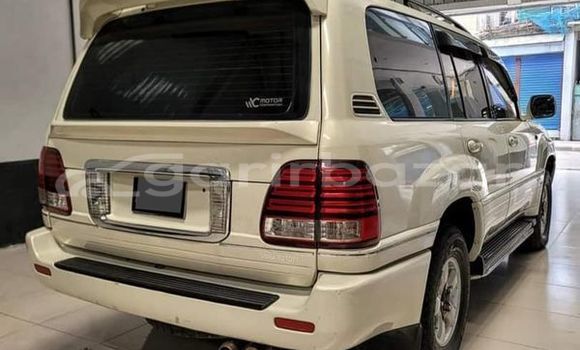 Buy Used 2018 Lexus ES in Alamdanga, Chuadanga Buy Used 2018 Lexus ES in Alamdanga, Chuadanga