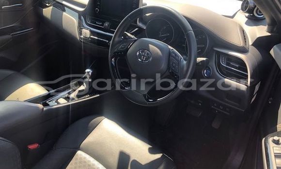 Buy Used 2019 Toyota CHR in Dhaka, Dhaka Buy Used 2019 Toyota CHR in Dhaka, Dhaka
