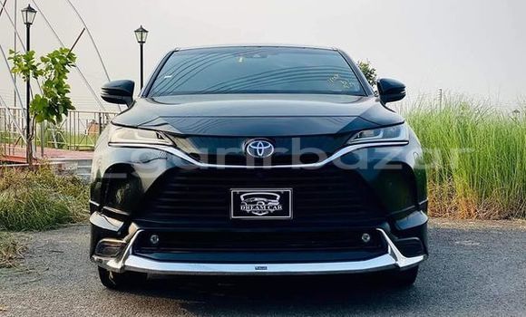 Buy Used 2020 Toyota Harrier in Dhaka, Dhaka Buy Used 2020 Toyota Harrier in Dhaka, Dhaka