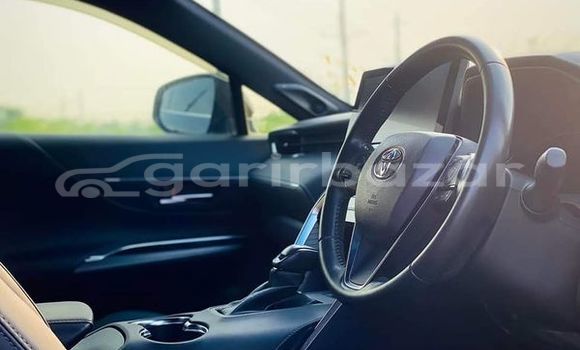 Buy Used 2020 Toyota Harrier in Dhaka, Dhaka Buy Used 2020 Toyota Harrier in Dhaka, Dhaka