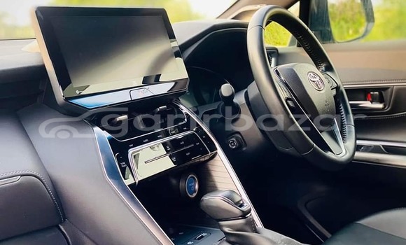 Buy Used 2020 Toyota Harrier in Dhaka, Dhaka Buy Used 2020 Toyota Harrier in Dhaka, Dhaka