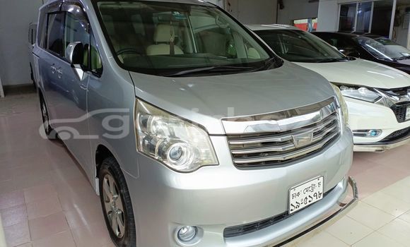 কেনা ব্যবহৃত Toyota X Noah Other গাড়ী মধ্যে ঢাকা মধ্যে Dhaka কেনা ব্যবহৃত Toyota X Noah Other গাড়ী মধ্যে ঢাকা মধ্যে Dhaka