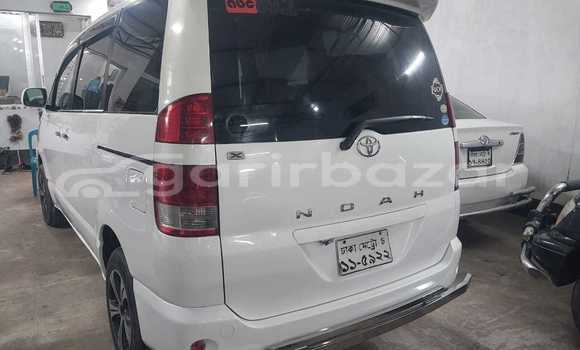 Buy Used 2020 Toyota Noah in Dhaka, Dhaka Buy Used 2020 Toyota Noah in Dhaka, Dhaka