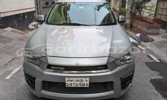 Buy Used 2020 Mitsubishi outlandar in Dhaka, Dhaka Buy Used 2020 Mitsubishi outlandar in Dhaka, Dhaka