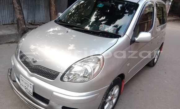Buy Used 2020 Toyota FunCargo in Dhaka, Dhaka Buy Used 2020 Toyota FunCargo in Dhaka, Dhaka